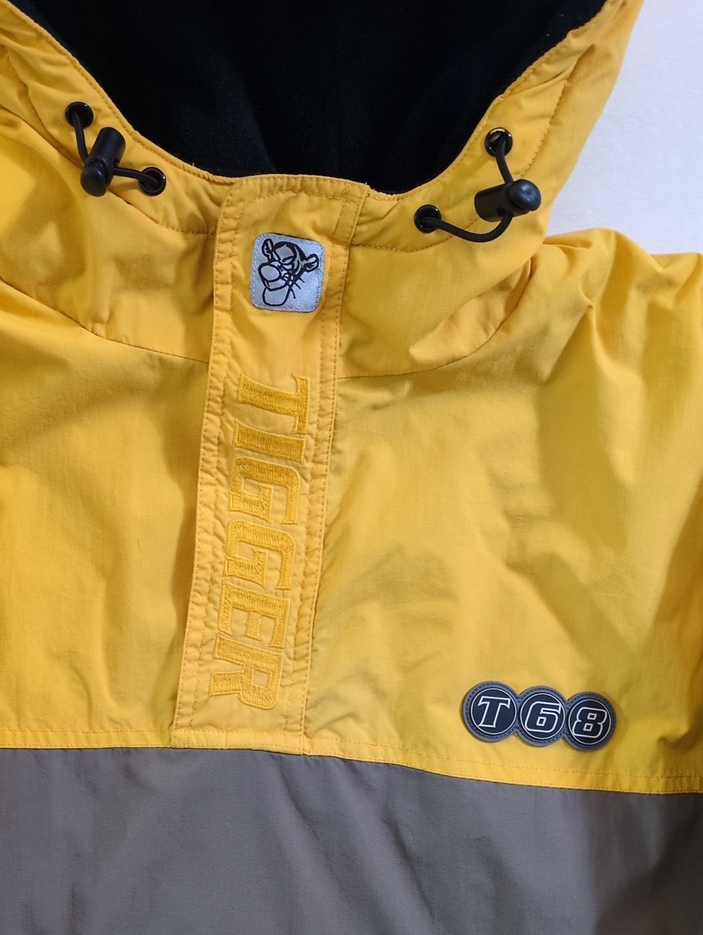 Vintage 90s Y2K The Disney Store Tigger Anorak Pullover Jacket M Yellow Gray